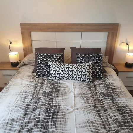 Lola - Casa Con Futbolin-billar-diana - 6pax - Vv-1734-as * Хихон